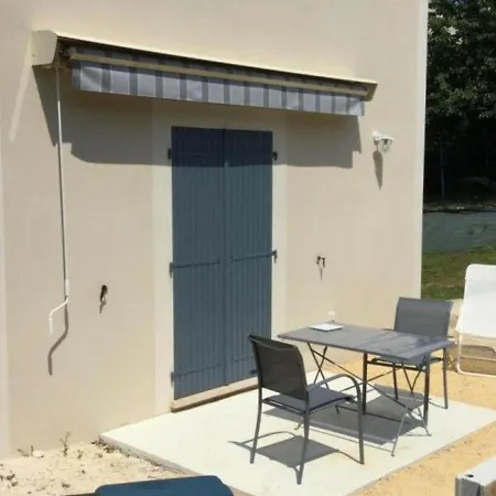 Cosy Avec Terrasse Au Coeur Du Perigord Noir - Fr-1-616-237 Cenac-et-Saint-Julien