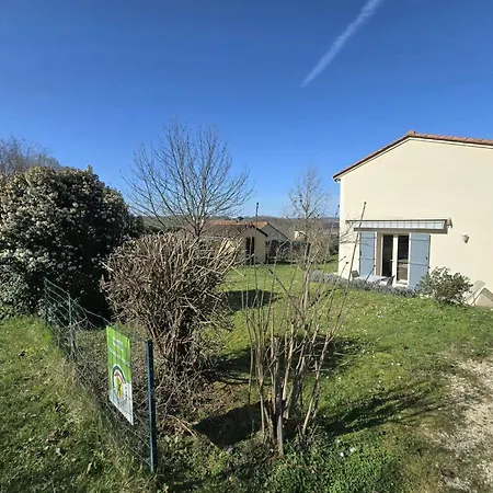 Cosy Maison Dans Le Perigord Noir Avec Jardin - Fr-1-616-237 منزل ريفي *